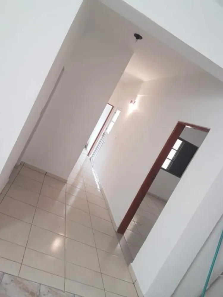 Casa, 3 quartos, 250 m² - Foto 12