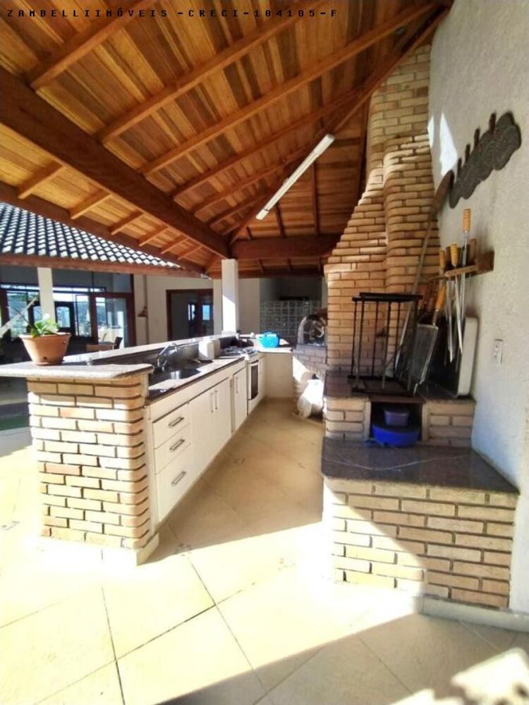 Casa de Condomínio à venda com 4 quartos, 2500m² - Foto 3