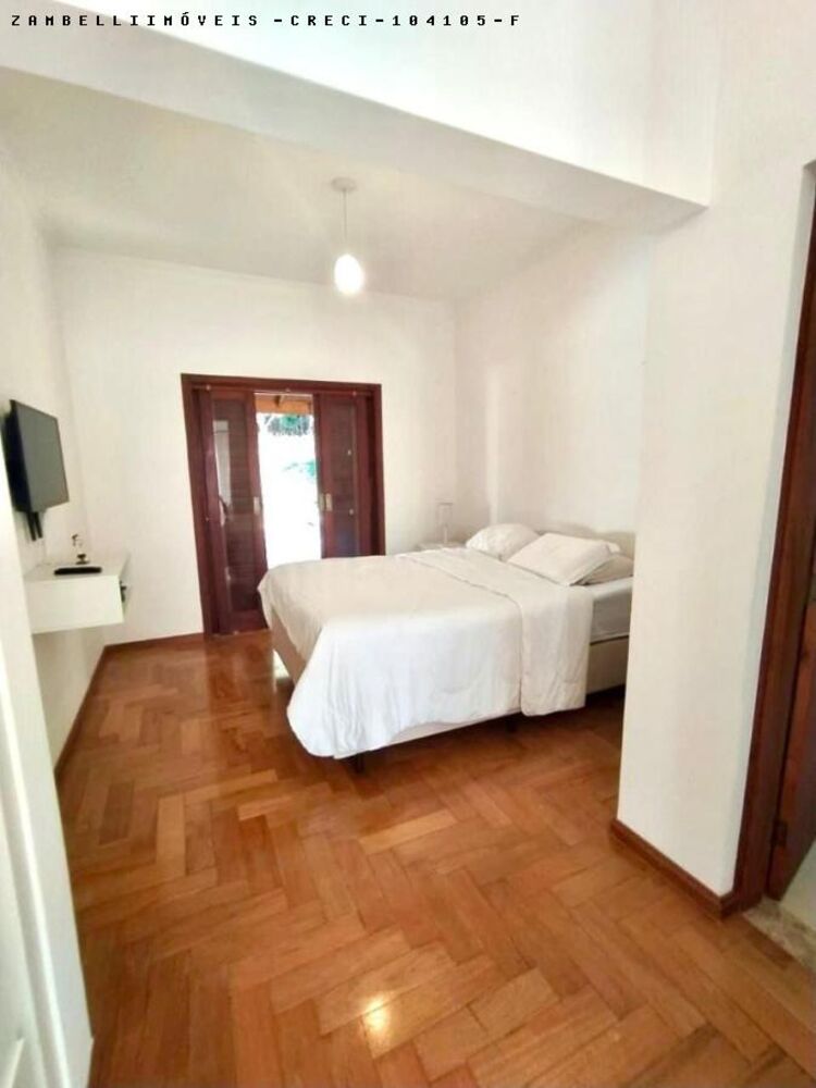 Casa de Condomínio à venda com 4 quartos, 2500m² - Foto 8