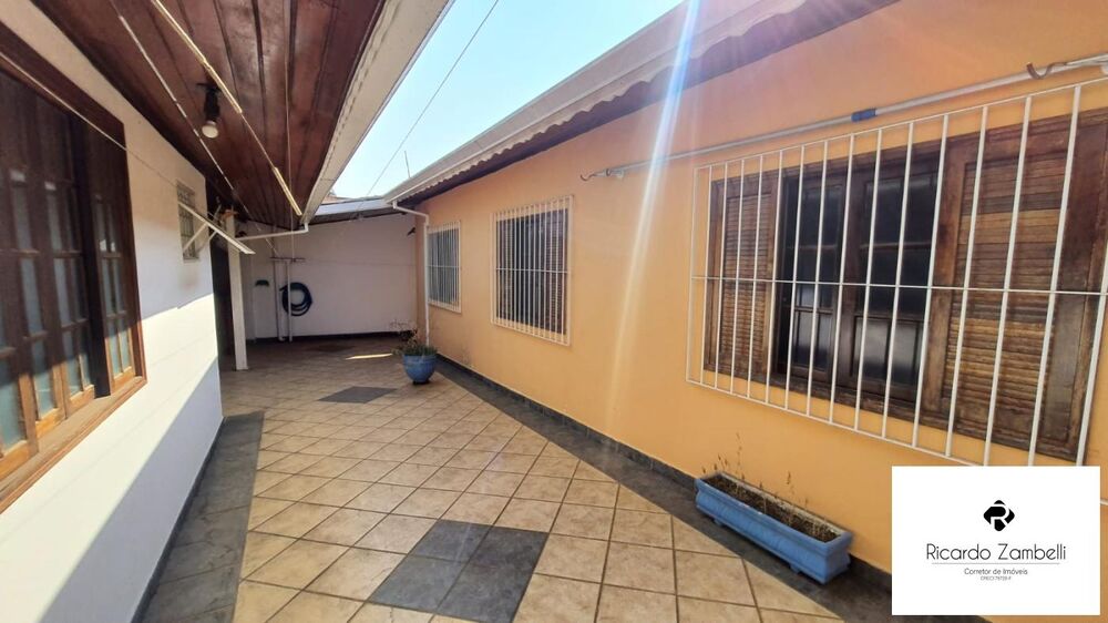 Casa à venda com 3 quartos, 300m² - Foto 8