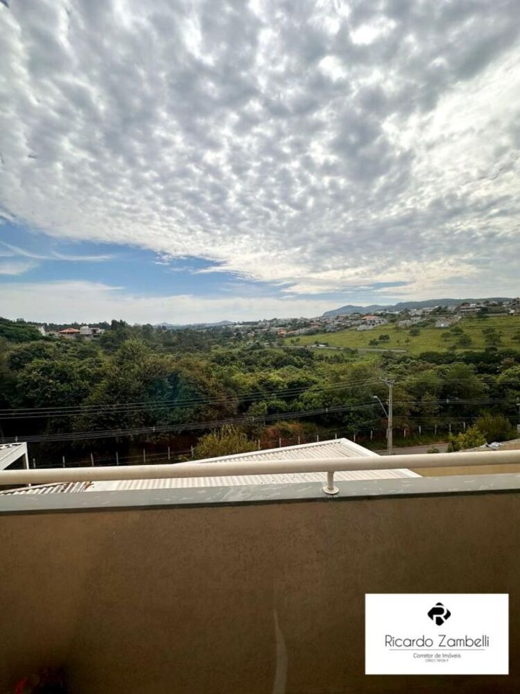 Apartamento à venda com 3 quartos, 74m² - Foto 1