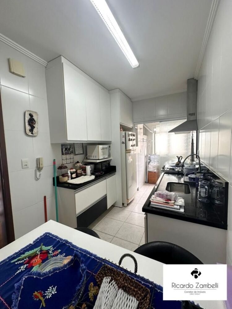 Apartamento à venda com 3 quartos, 74m² - Foto 3