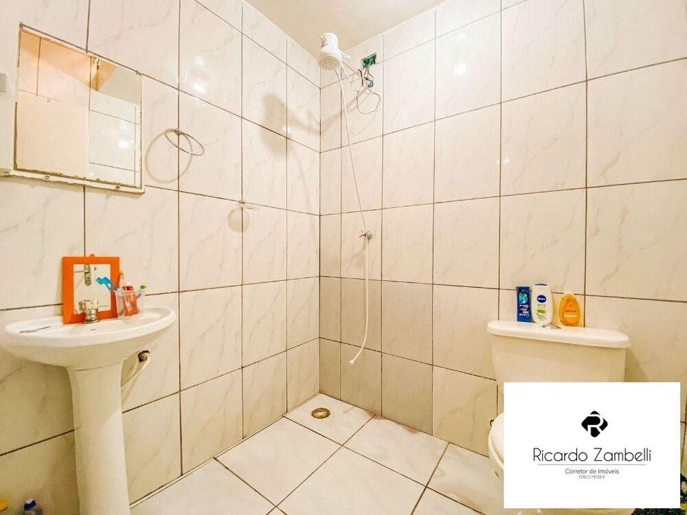 Casa à venda com 2 quartos, 144m² - Foto 4