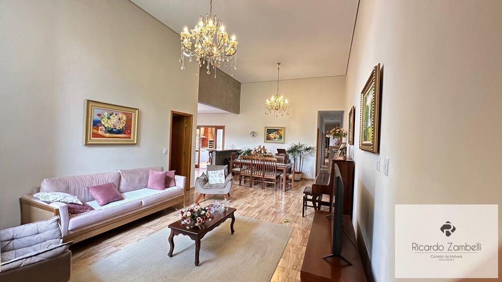 Casa de Condomínio à venda com 3 quartos, 300m² - Foto 2