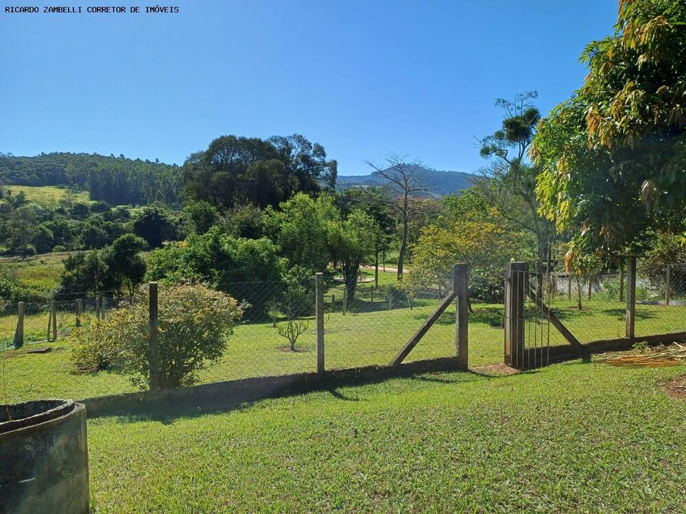 Chácara à venda com 3 quartos, 1500m² - Foto 16