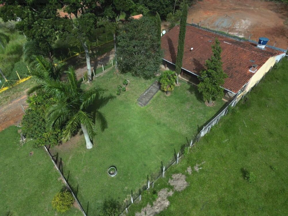Chácara à venda com 3 quartos, 1500m² - Foto 2