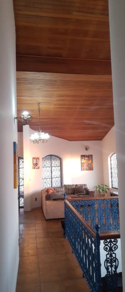 Casa à venda com 4 quartos, 300m² - Foto 7