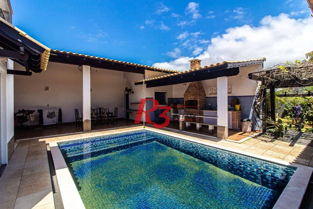 Casa, 4 quartos, 300 m² - Foto 1