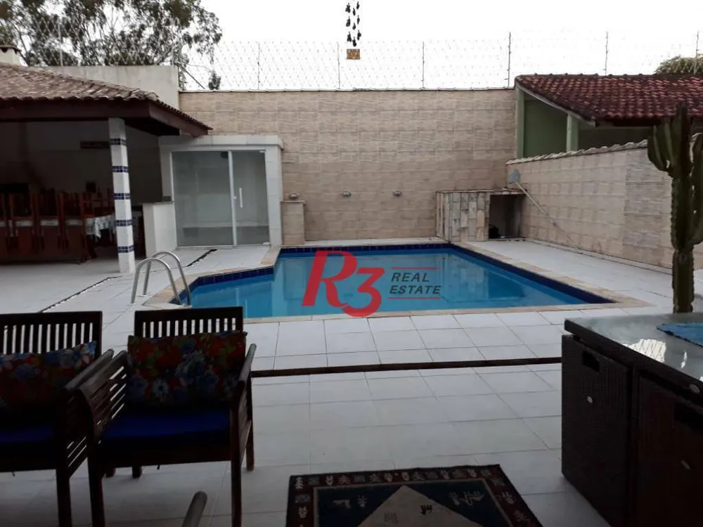 Casa, 4 quartos, 209 m² - Foto 1