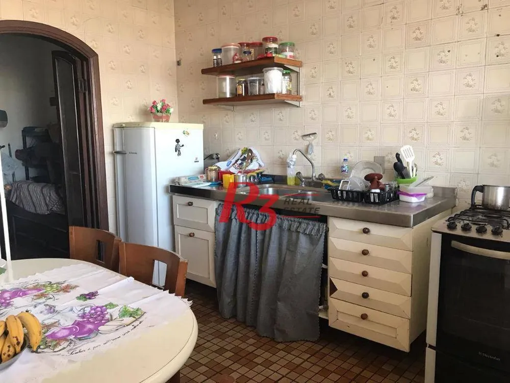 Cobertura, 3 quartos, 215 m² - Foto 2