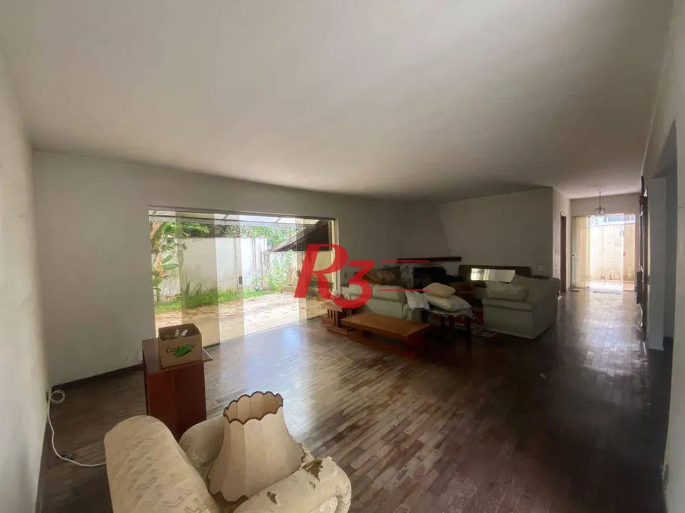 Casa, 4 quartos, 250 m² - Foto 1
