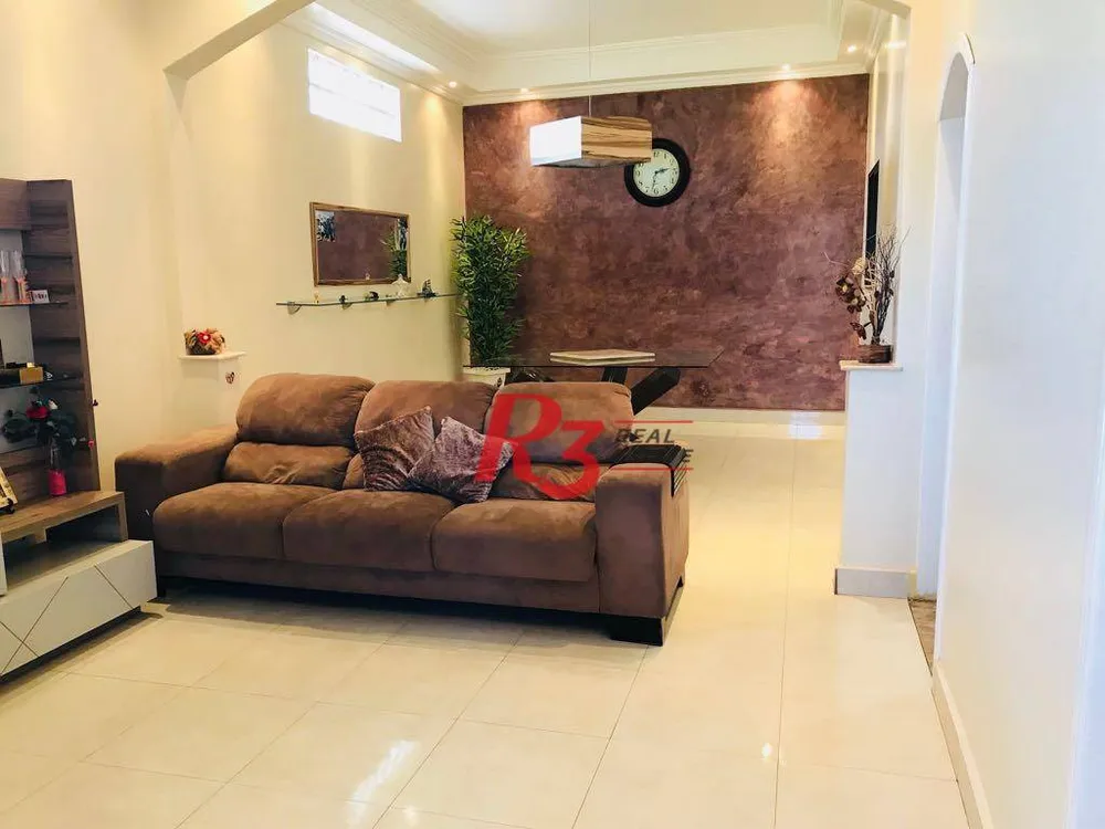 Casa, 3 quartos, 200 m² - Foto 1