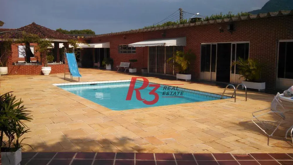 Casa, 8 quartos, 1000 m² - Foto 1