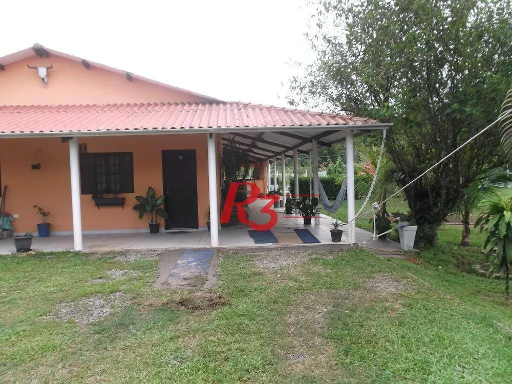 Chácara, 4 quartos, 2000 m² - Foto 1