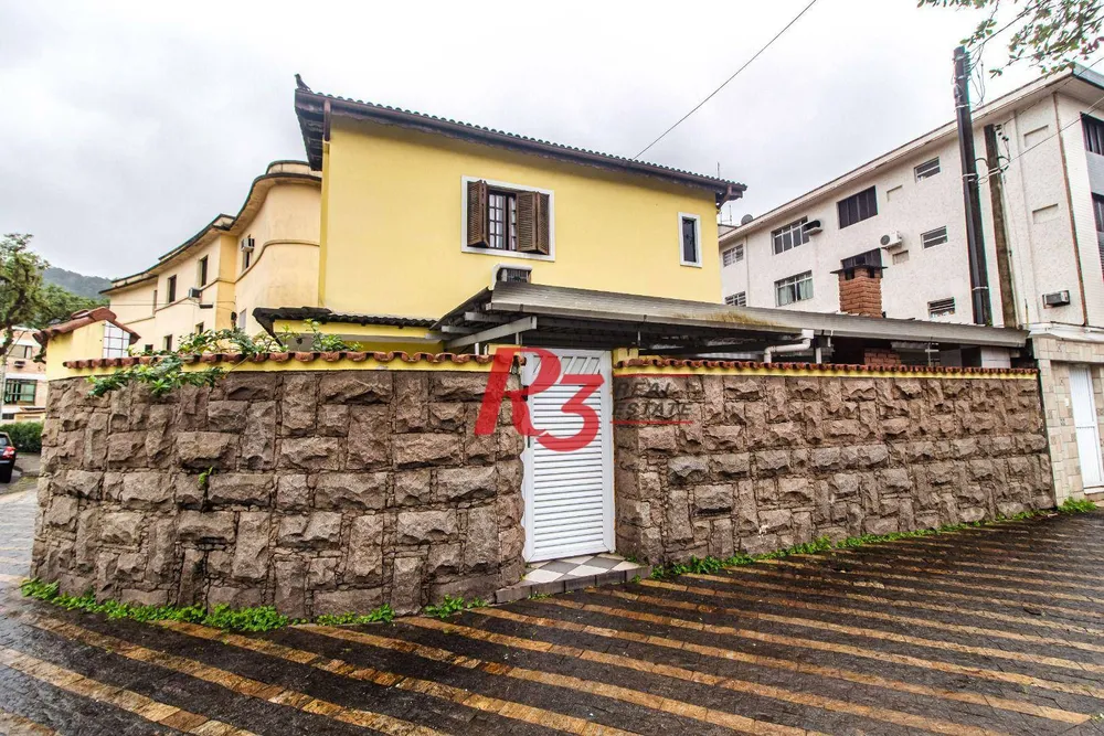 Sobrado, 3 quartos, 232 m² - Foto 1