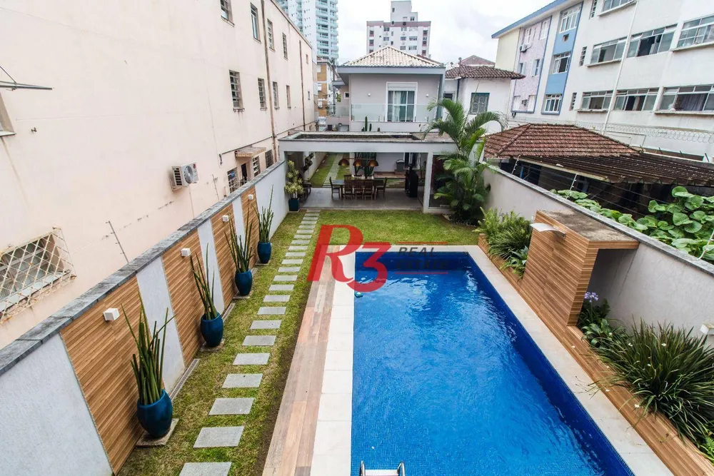 Sobrado, 3 quartos, 343 m² - Foto 1