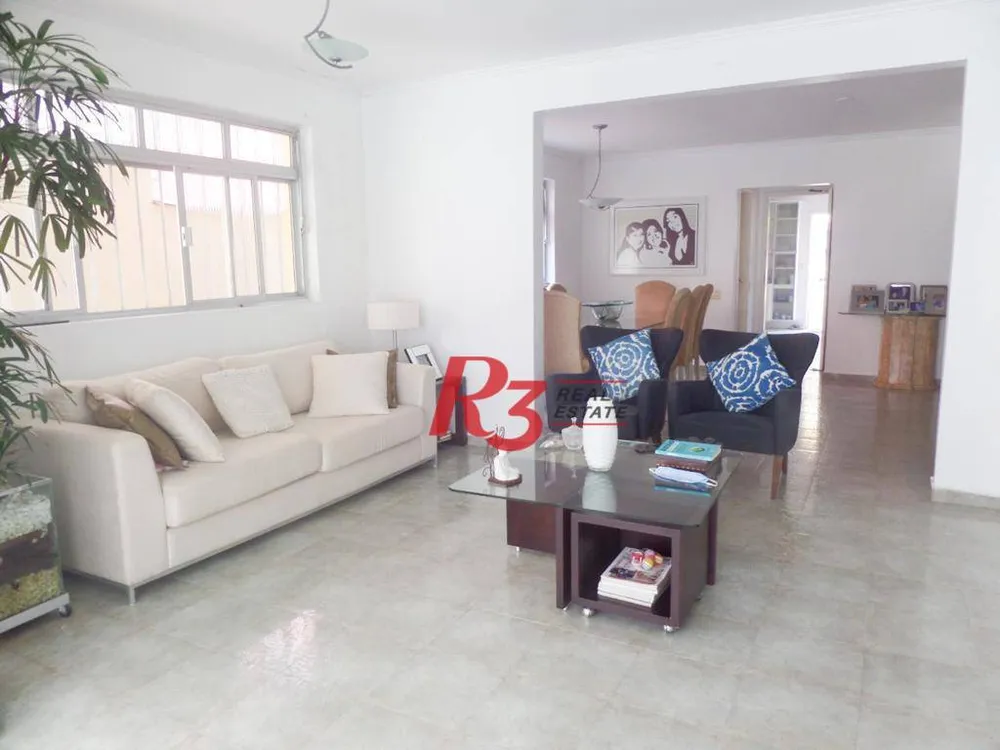 Sobrado, 3 quartos, 278 m² - Foto 1