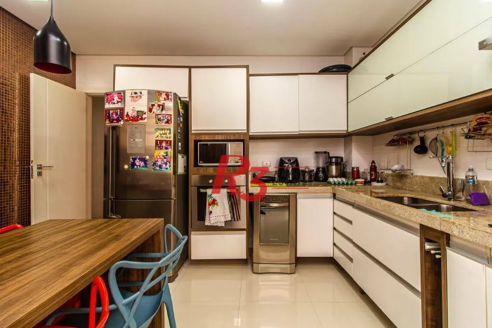 Apartamento, 3 quartos, 197 m² - Foto 2