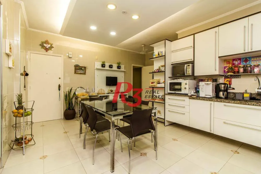 Cobertura, 3 quartos, 247 m² - Foto 2