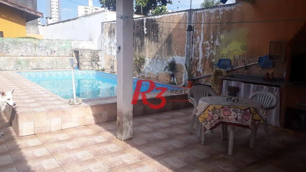 Casa, 3 quartos, 212 m² - Foto 1