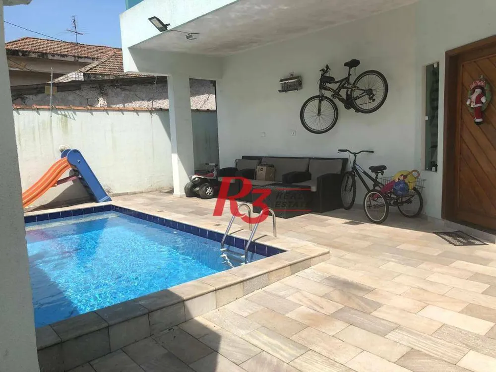 Casa, 3 quartos, 210 m² - Foto 1