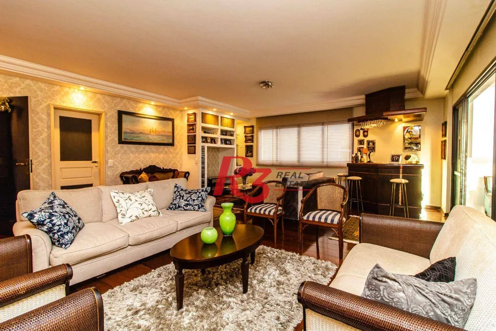 Apartamento, 3 quartos, 242 m² - Foto 1