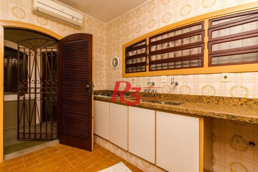 Sobrado, 6 quartos, 340 m² - Foto 1