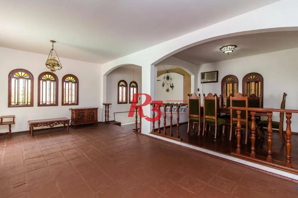 Sobrado, 6 quartos, 340 m² - Foto 2