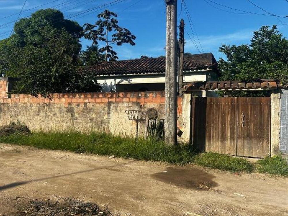 Casa à venda com 1 quarto, 360m² - Foto 1
