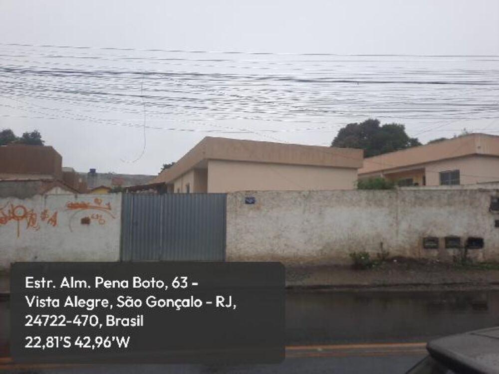 Casa à venda com 2 quartos, 78m² - Foto 1