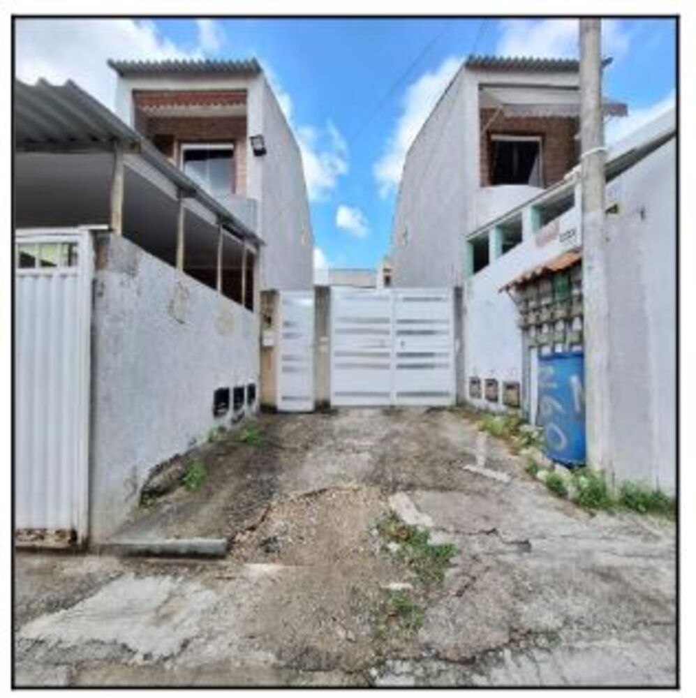 Casa à venda com 2 quartos, 47m² - Foto 1