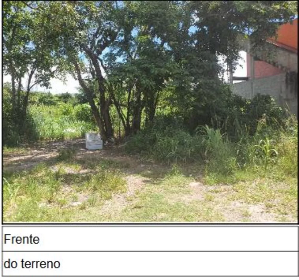 Terreno à venda com 1 quarto, 1080m² - Foto 1