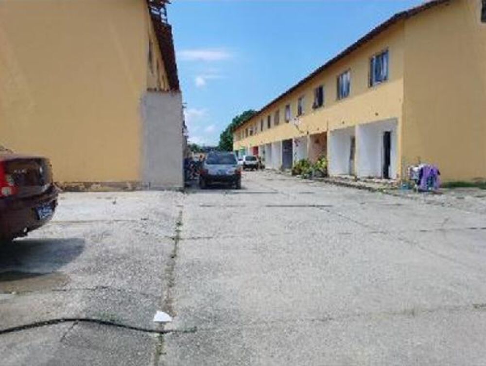 Casa à venda com 2 quartos, 56m² - Foto 1