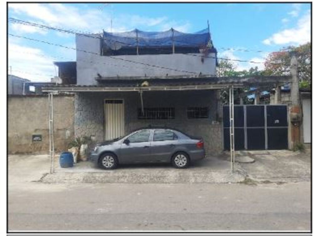 Casa à venda com 3 quartos, 371m² - Foto 1