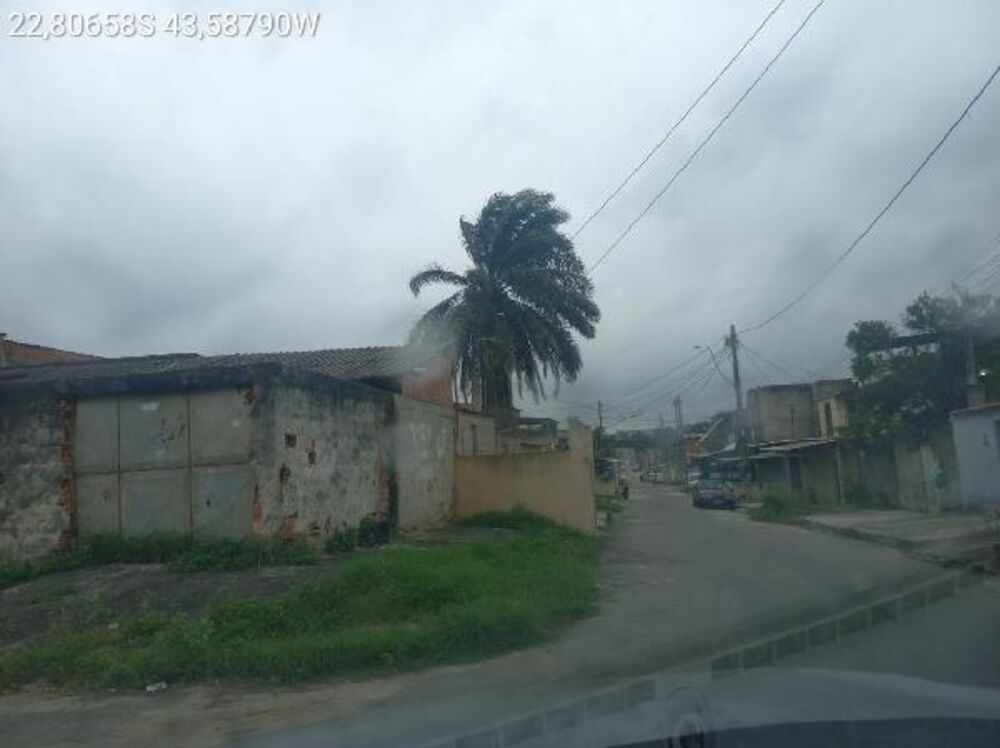 Casa à venda com 1 quarto, 44m² - Foto 1