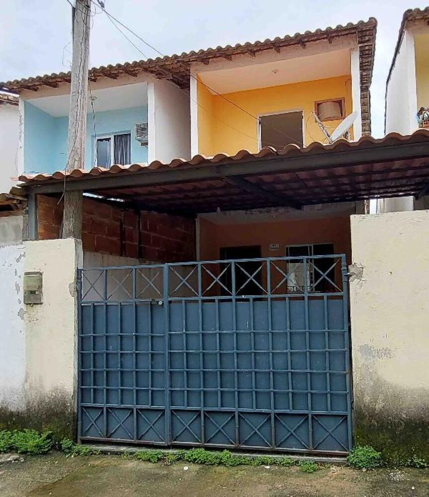Casa à venda com 2 quartos, 70m² - Foto 1