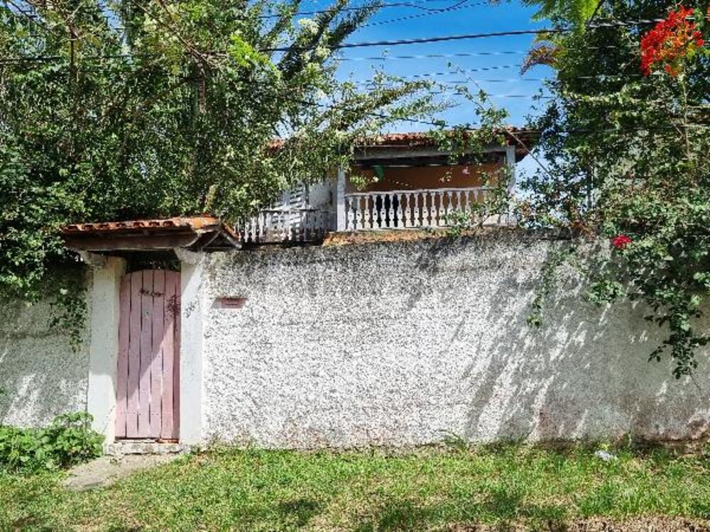Casa à venda com 1 quarto, 628m² - Foto 1