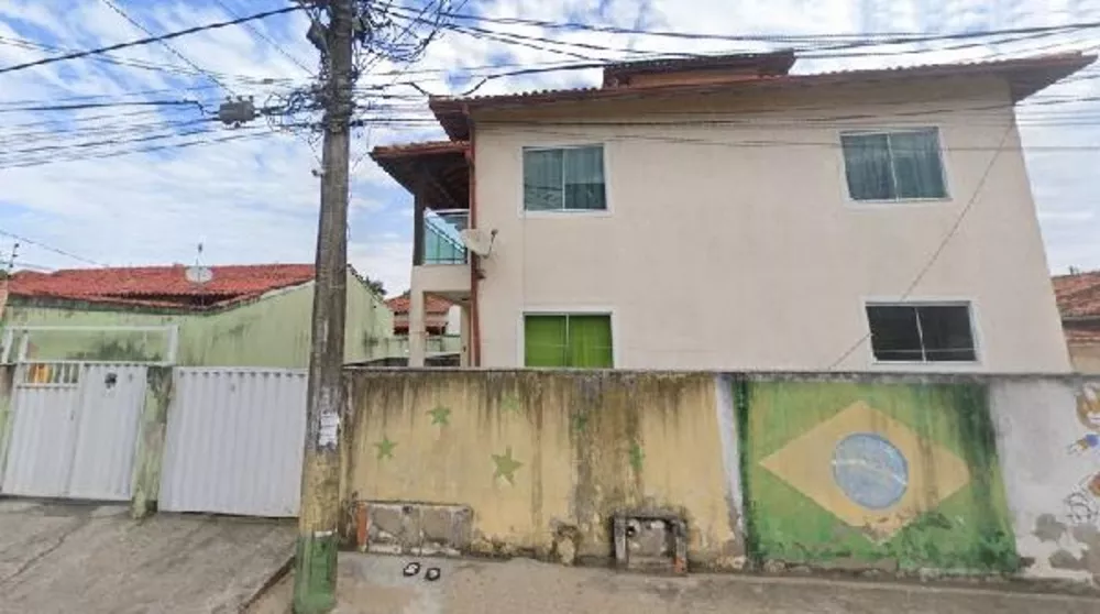 Casa à venda com 2 quartos, 400m² - Foto 1