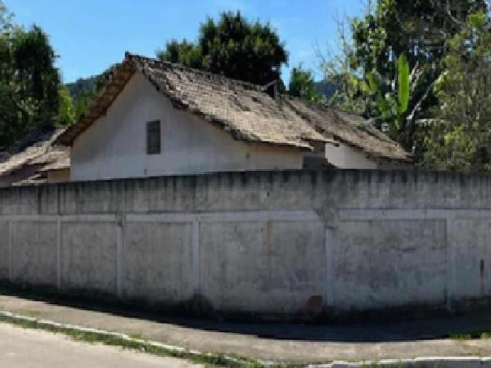 Casa à venda com 2 quartos, 138m² - Foto 1