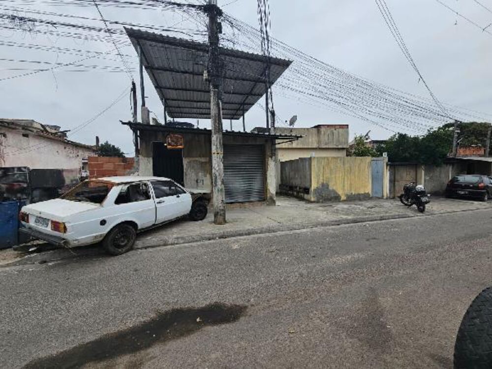 Casa à venda com 1 quarto, 32m² - Foto 1