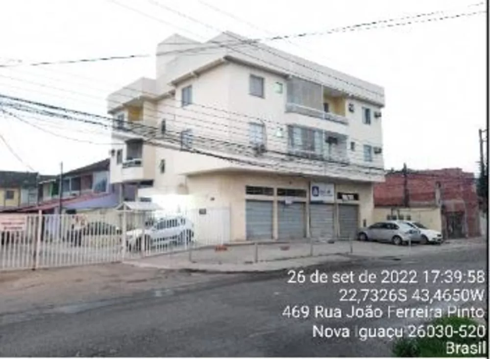 Apartamento à venda com 2 quartos, 81m² - Foto 2