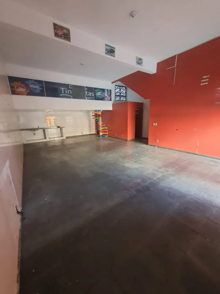 Prédio Inteiro, 200 m² - Foto 1