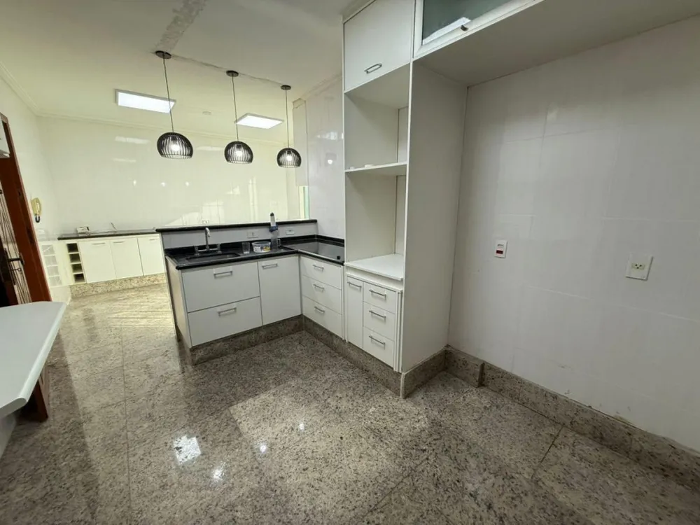 Casa, 2 quartos, 250 m² - Foto 9