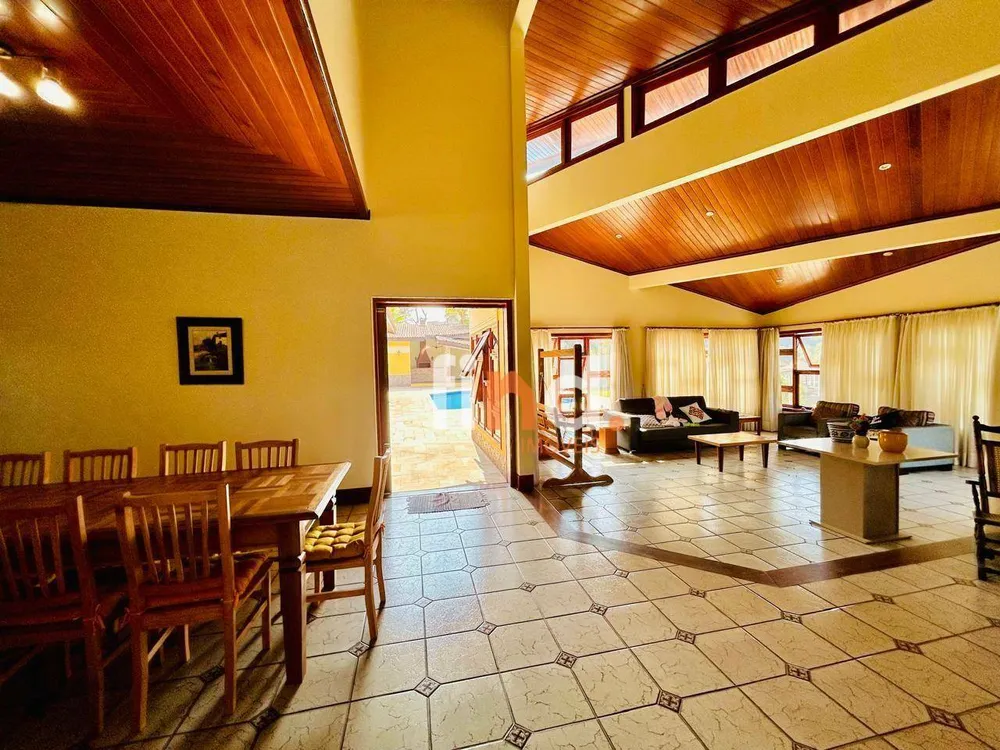Casa de Condomínio, 5 quartos - Foto 1