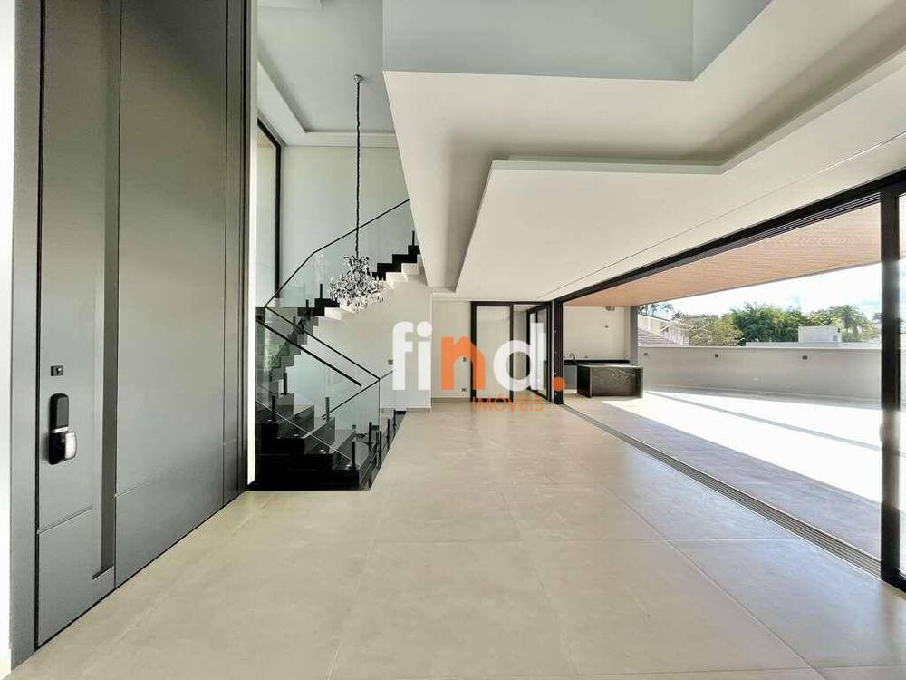 Casa à venda com 4 quartos, 724m² - Foto 1
