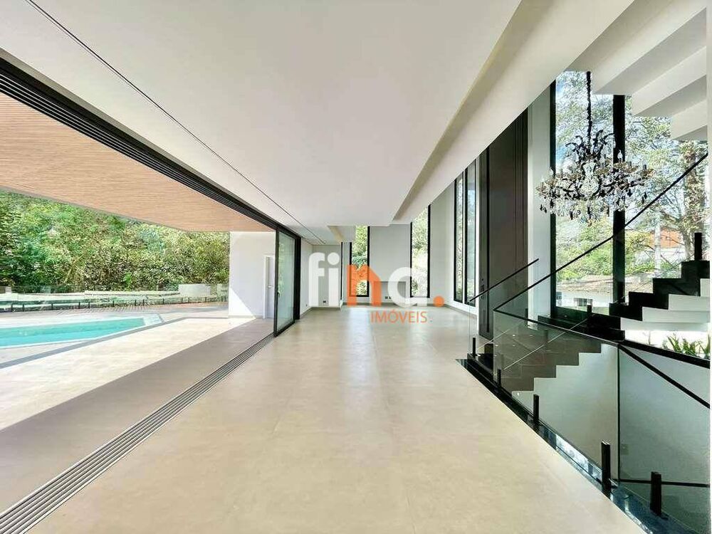 Casa à venda com 4 quartos, 724m² - Foto 2