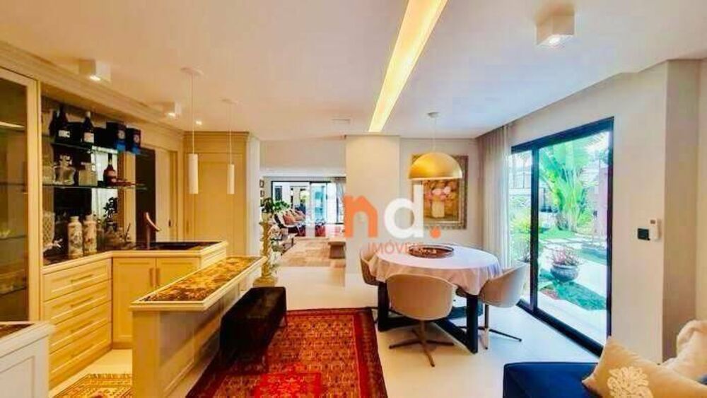 Casa de Condomínio à venda com 6 quartos, 777m² - Foto 1