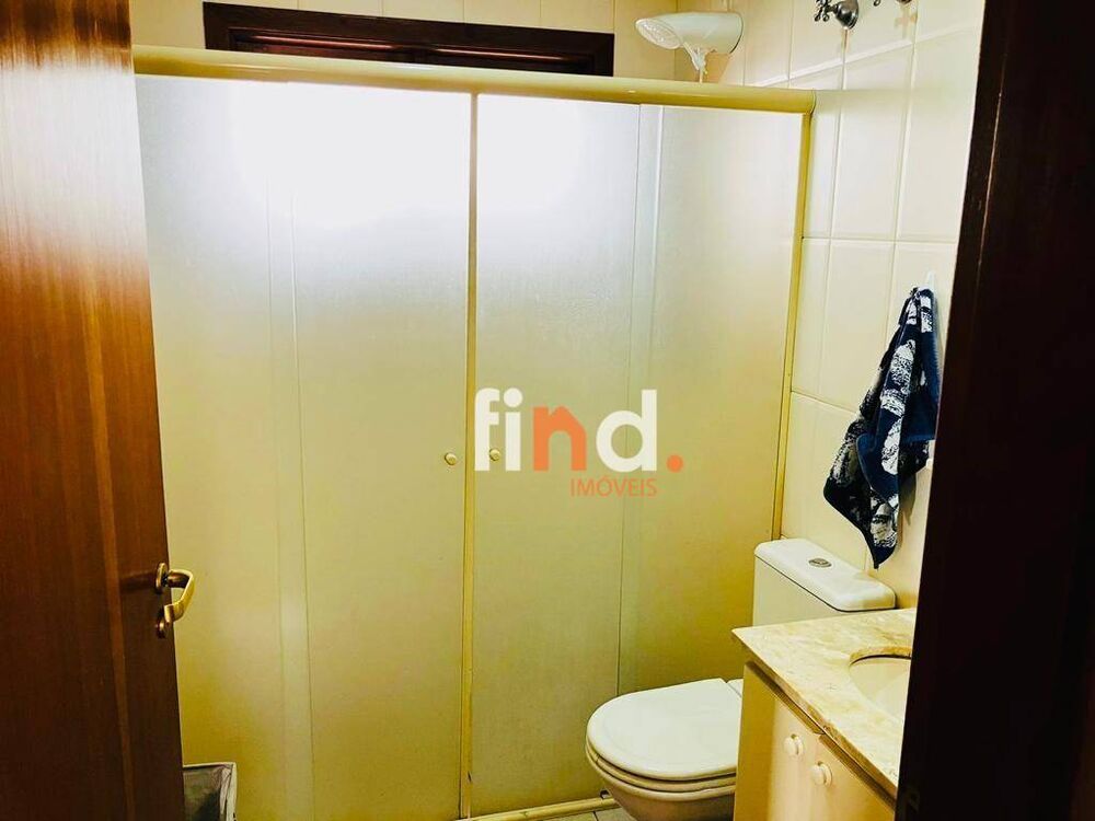 Casa de Condomínio à venda com 3 quartos, 240m² - Foto 9