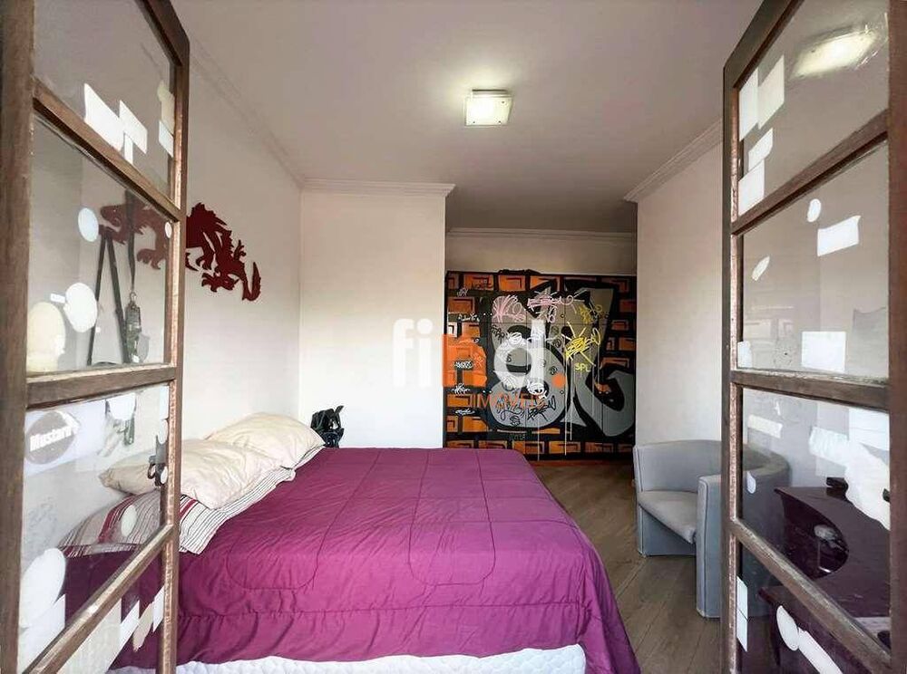 Casa de Condomínio à venda com 3 quartos, 360m² - Foto 8