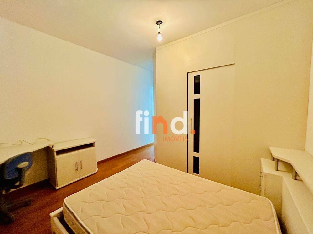 Casa de Condomínio à venda com 4 quartos, 363m² - Foto 5